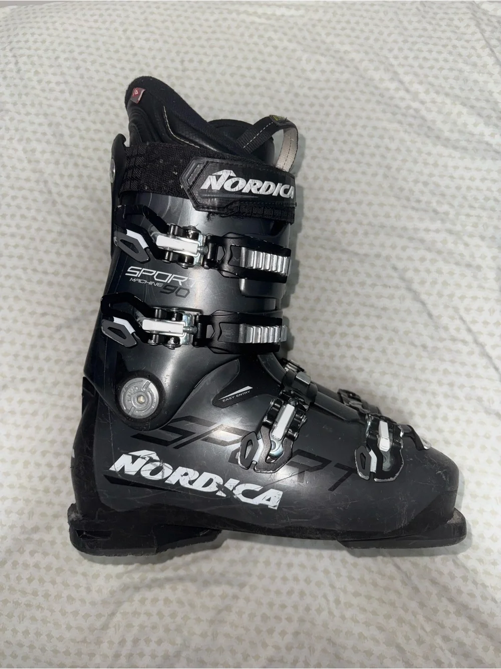 Nordica Sport Machine 90 Ski Boots 28 - 28.5 325 mm